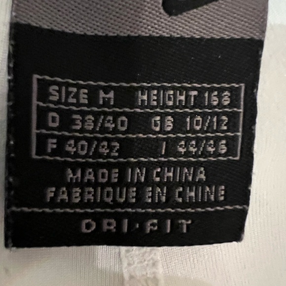 Nike Golf Skort, Size M - Picture 5 of 5